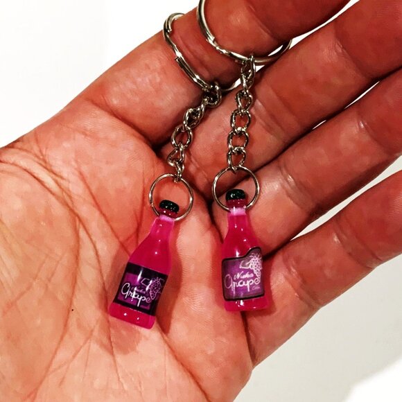 Fallout 4 Nuka Cola Grape Bottle Keychains - 3.5inch Gaming Keychain - Picture 10 of 11